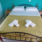 Aparthotel Peristera 4*