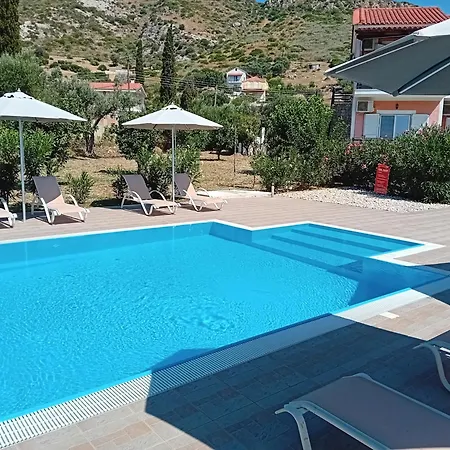 Peristera Apart-hotel Katelios
