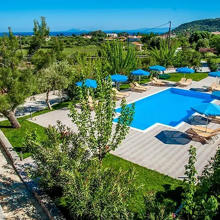 Aparthotel Peristera *