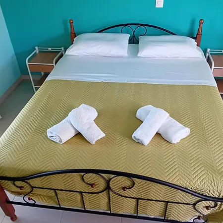 Appart hôtel Peristera 4*