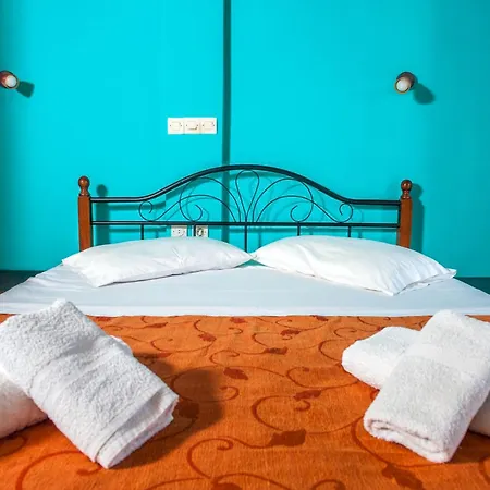 アパートホテル Peristera