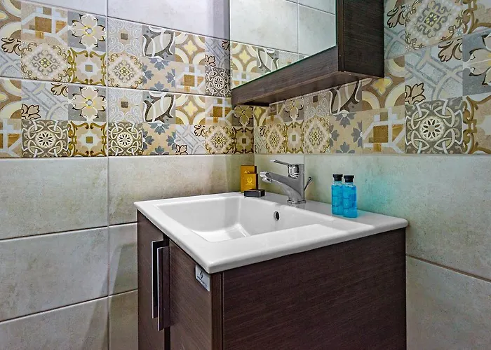 Aparthotel Peristera Katelios